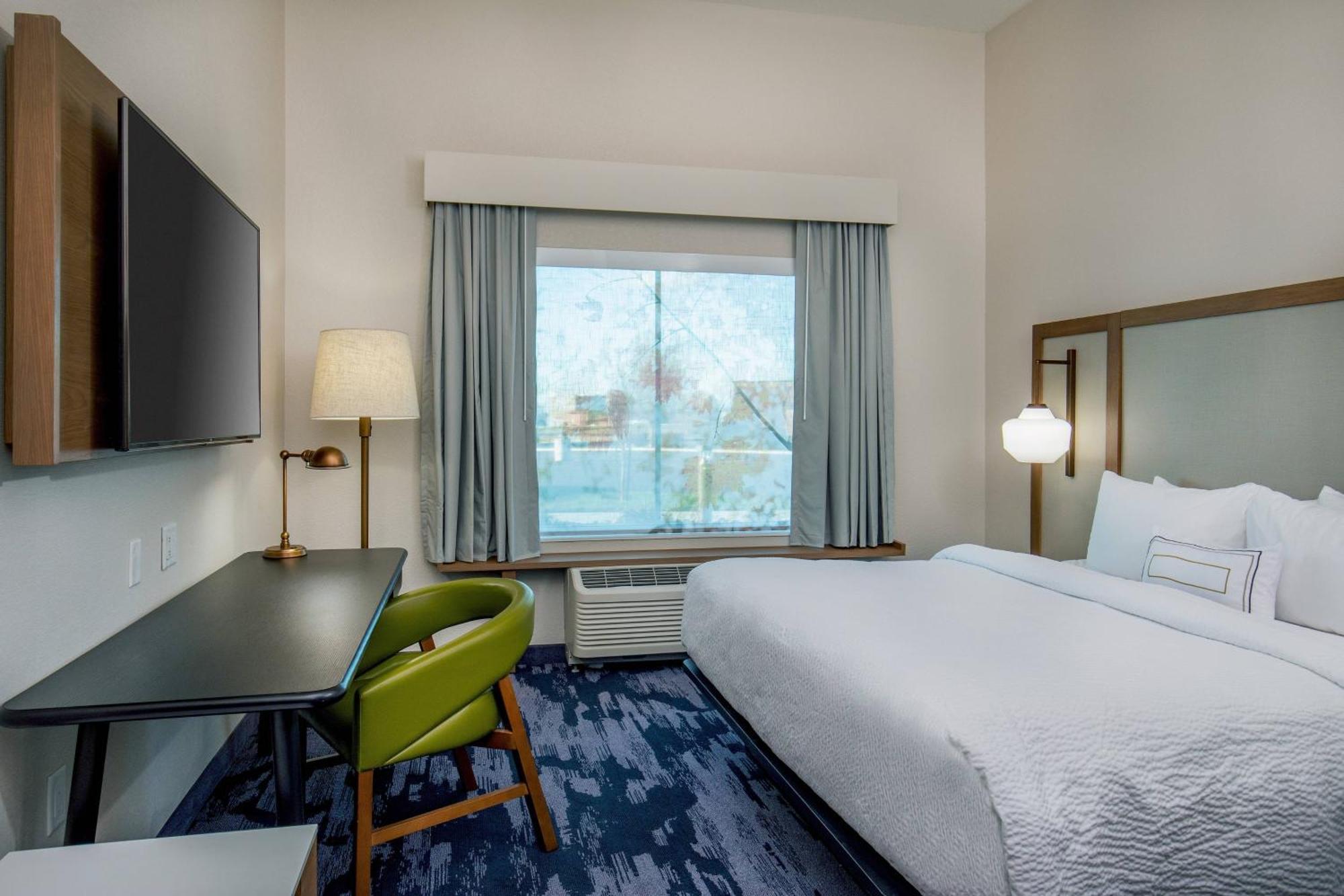 Fairfield Inn & Suites By Marriott Mcpherson Luaran gambar